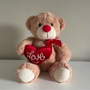 ❤️ Soft cuddly light tan Love teddy bear with red heart